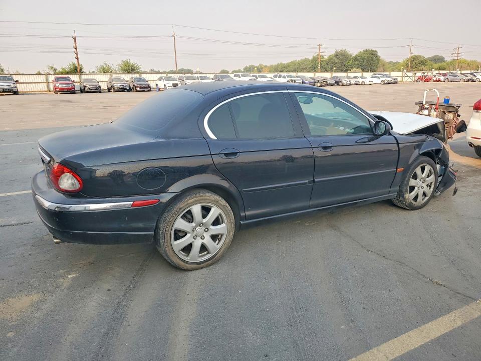 2004 Jaguar X-type მანქანა იყიდება აუქციონზე, vin: SAJEA51C74WD55554, აუქციონის ნომერი: 64326226