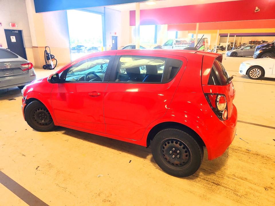 Продажа на аукционе авто 2015 Chevrolet Sonic, vin: 1G1JA6SH9F4196375, номер лота: 64074846