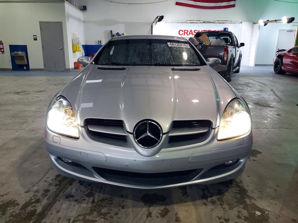 66135216 :رقم المزاد ، WDBWK54F46F120890 vin ، 2006 Mercedes-benz Slk مزاد بيع
