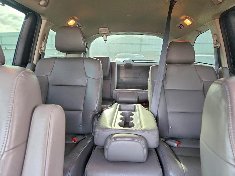 64946336 :رقم المزاد ، 5FNRL5H6XGB153677 vin ، 2016 Honda Odyssey مزاد بيع