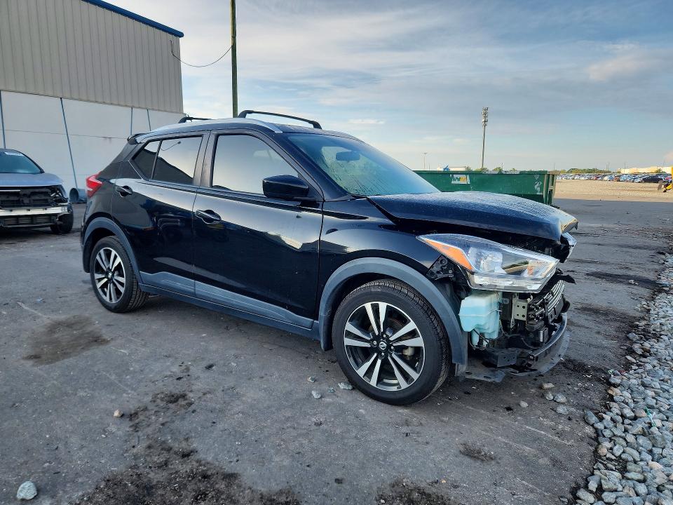 Продажа на аукционе авто 2018 Nissan Kicks, vin: 3N1CP5CU8JL522290, номер лота: 63547786