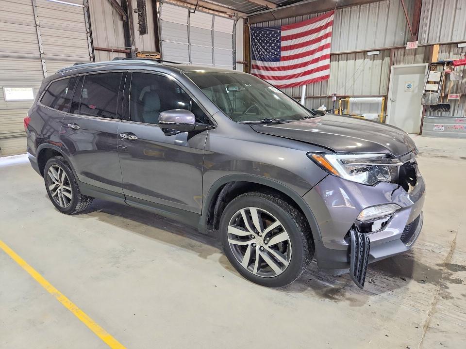 Продажа на аукционе авто 2017 Honda Pilot, vin: 5FNYF6H9XHB104435, номер лота: 61681196