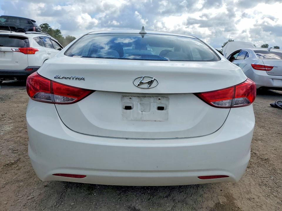 2012 Hyundai Elantra მანქანა იყიდება აუქციონზე, vin: 5NPDH4AE4CH071527, აუქციონის ნომერი: 66758546