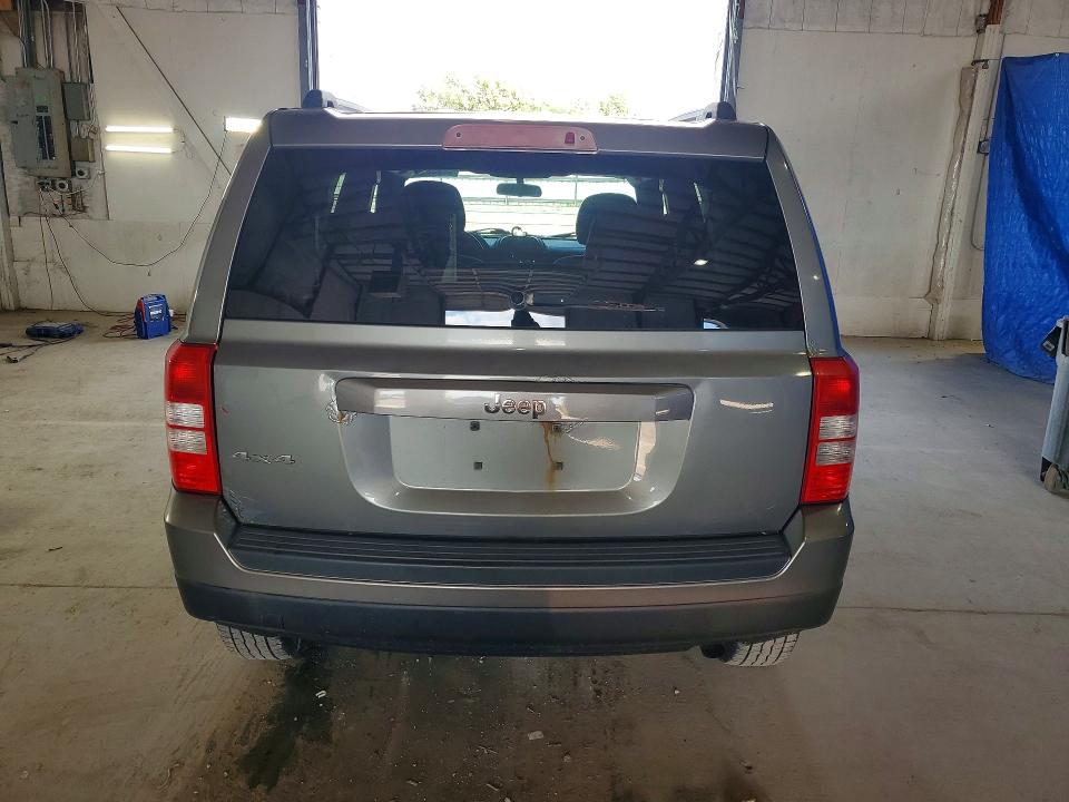 2013 Jeep Patriot მანქანა იყიდება აუქციონზე, vin: 1C4NJRBB5DD271656, აუქციონის ნომერი: 63588606