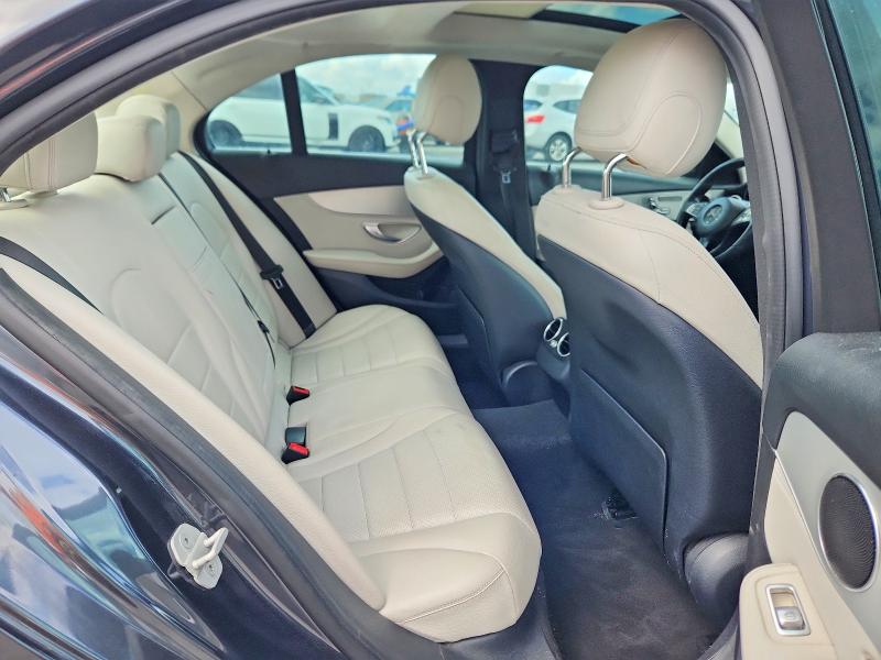 64301176 :رقم المزاد ، 55SWF4JB9FU048346 vin ، 2015 Mercedes-benz C مزاد بيع