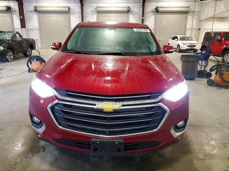 2020 Chevrolet Traverse მანქანა იყიდება აუქციონზე, vin: 1GNEVKKW2LJ274181, აუქციონის ნომერი: 64061456