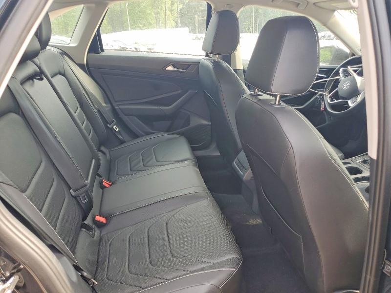 64105776 :رقم المزاد ، 3VWGM7BU2RM050045 vin ، 2024 Volkswagen Jetta مزاد بيع