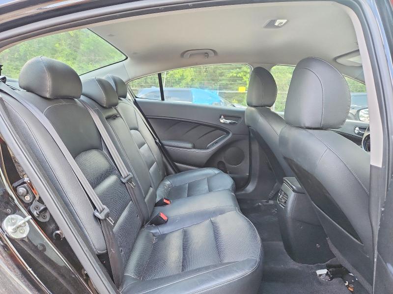 66705236 :رقم المزاد ، 3KPFL4A87HE057876 vin ، 2017 Kia Forte مزاد بيع