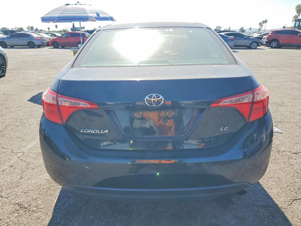 Продажа на аукционе авто 2018 Toyota Corolla, vin: 2T1BURHE4JC029915, номер лота: 63827096