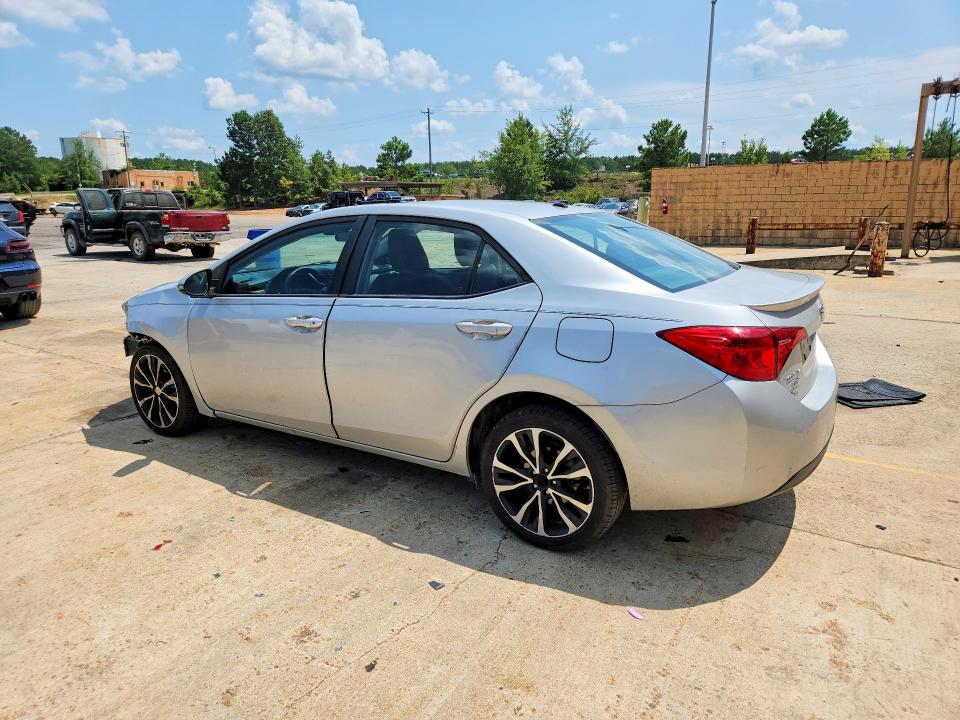 2017 Toyota Corolla მანქანა იყიდება აუქციონზე, vin: 5YFBURHE5HP599108, აუქციონის ნომერი: 64456946