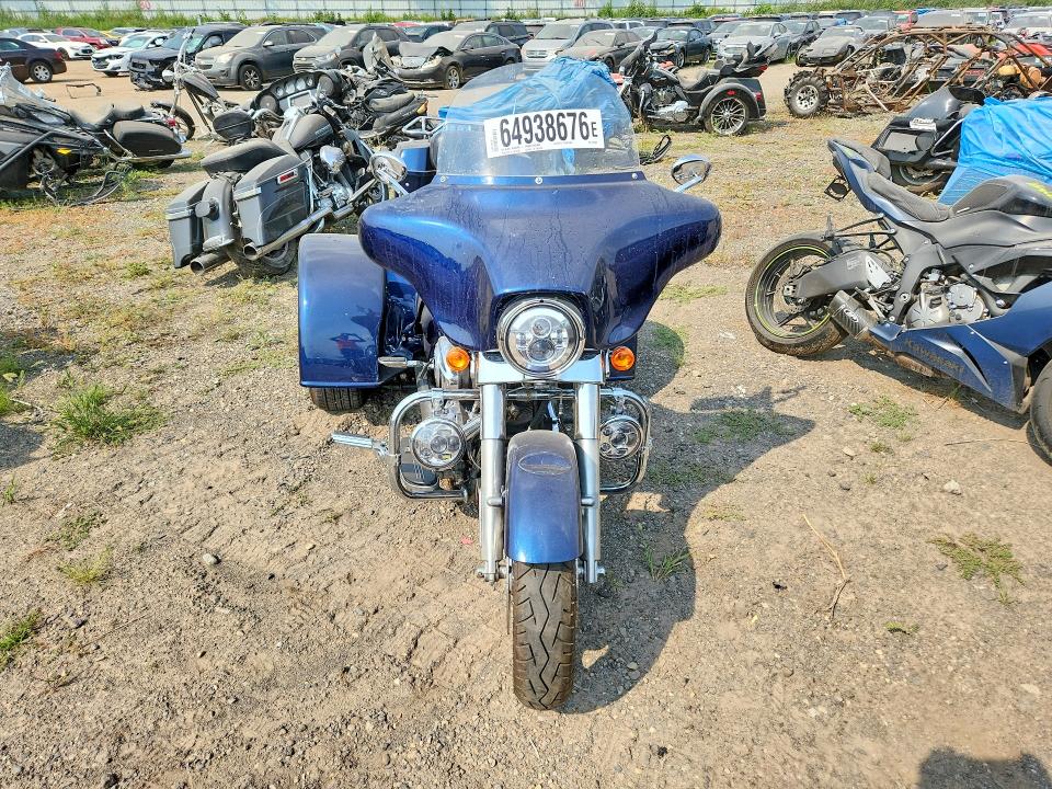 64938676 :رقم المزاد ، 1HD1KBM1XCB692398 vin ، 2012 Harley-davidson Flhx مزاد بيع