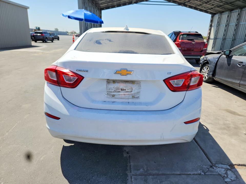 Продаж на аукціоні авто 2019 Chevrolet Cruze, vin: 1G1BE5SM6K7107161, номер лоту: 65563746
