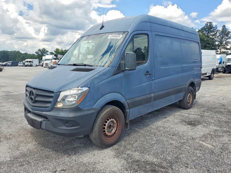 63480026 :رقم المزاد ، WD3PE7CD3JP644778 vin ، 2018 Mercedes-benz Sprinter مزاد بيع