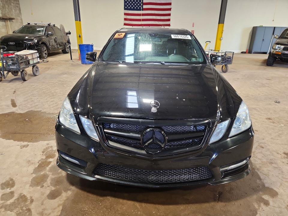 Продажа на аукционе авто 2013 Mercedes-benz E, vin: WDDHF9BB5DA696512, номер лота: 66016326