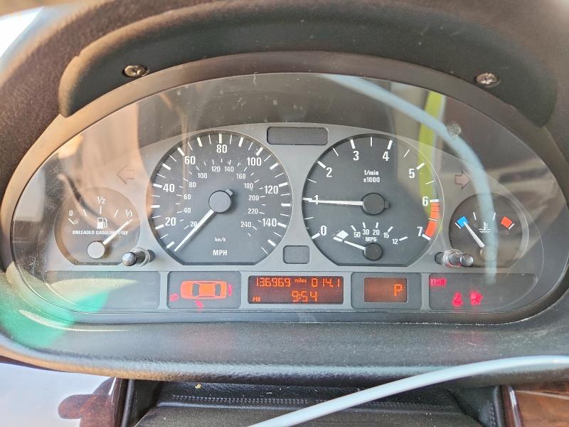 63182506 :رقم المزاد ، WBAEV33463KL85934 vin ، 2003 Bmw 325 مزاد بيع
