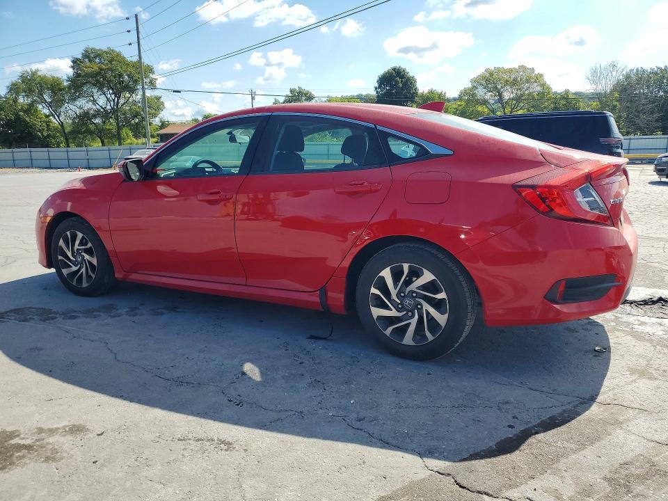 65089796 :رقم المزاد ، 2HGFC2F7XJH572547 vin ، 2018 Honda Civic مزاد بيع