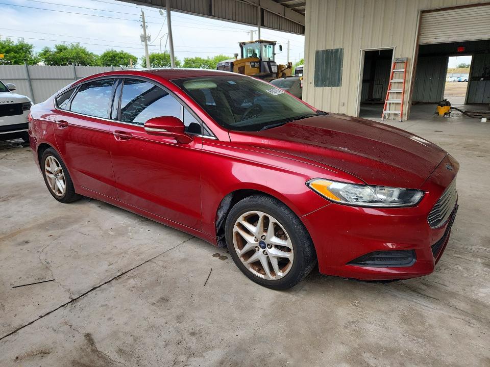64061246 :رقم المزاد ، 3FA6P0HD7GR275412 vin ، 2016 Ford Fusion مزاد بيع