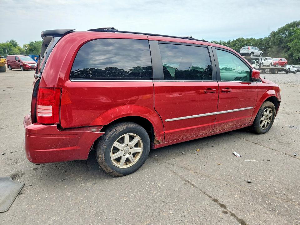 2009 Chrysler Town & Country მანქანა იყიდება აუქციონზე, vin: 2A8HR541X9R597372, აუქციონის ნომერი: 65755846
