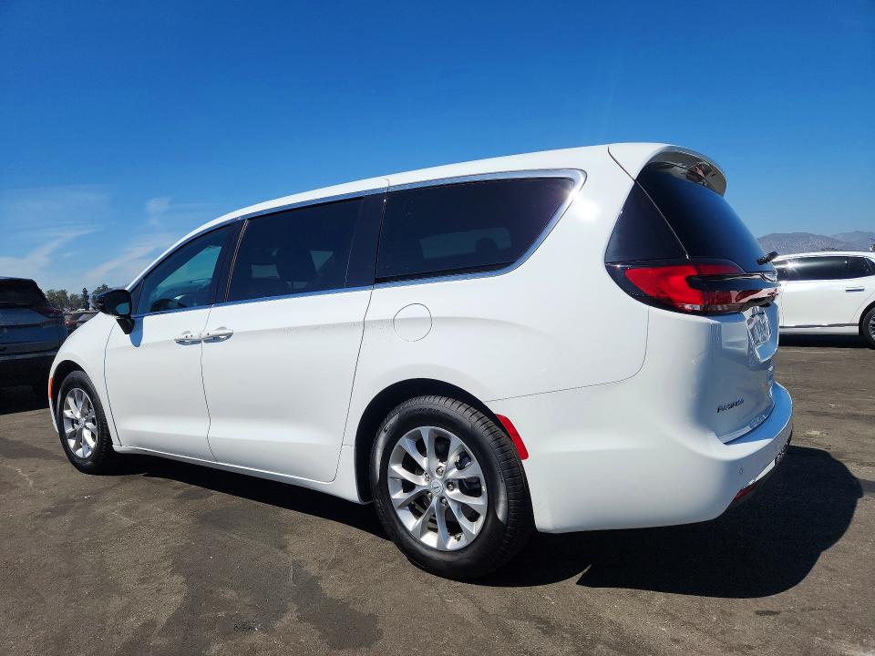Aukcja sprzedaży 2026 Chrysler Pacifica, vin: 2C4RC1GG7TR243869, numer aukcji: 65877656