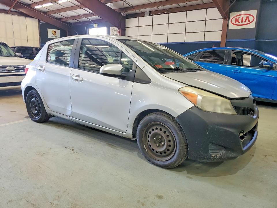 Продажа на аукционе авто 2013 Toyota Yaris, vin: JTDKTUD3XDD543043, номер лота: 64183916