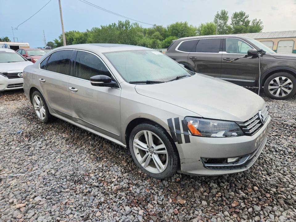 Продаж на аукціоні авто 2013 Volkswagen Passat, vin: 1VWBN7A37DC112002, номер лоту: 63880436
