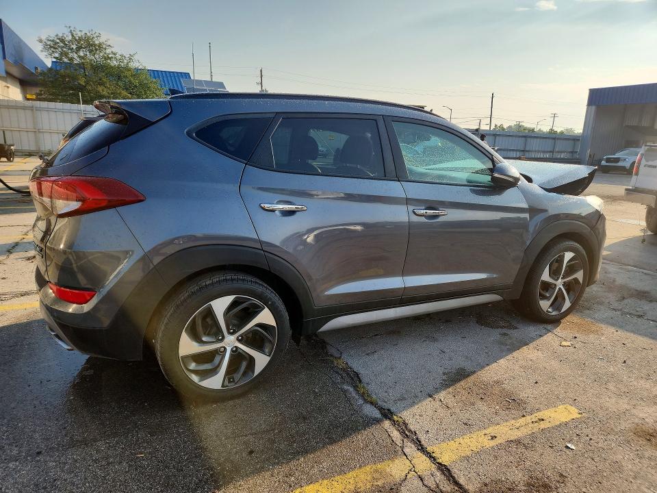 Продажа на аукционе авто 2017 Hyundai Tucson, vin: KM8J3CA24HU431745, номер лота: 63768276