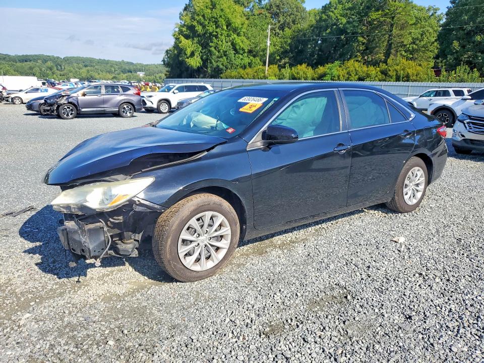 2015 Toyota Camry მანქანა იყიდება აუქციონზე, vin: 4T4BF1FK2FR444991, აუქციონის ნომერი: 63926486