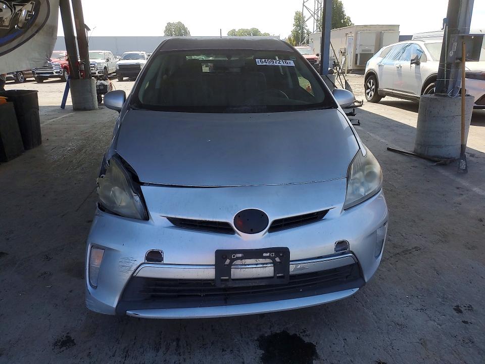 64597216 :رقم المزاد ، JTDKN3DP8D3043749 vin ، 2013 Toyota Prius Plug-in Hybrid مزاد بيع