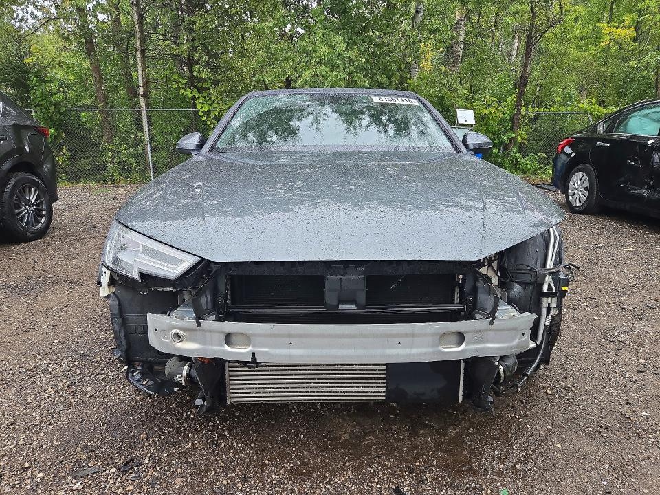 Продаж на аукціоні авто 2018 Audi A4, vin: WAUENAF4XJA100137, номер лоту: 64561416