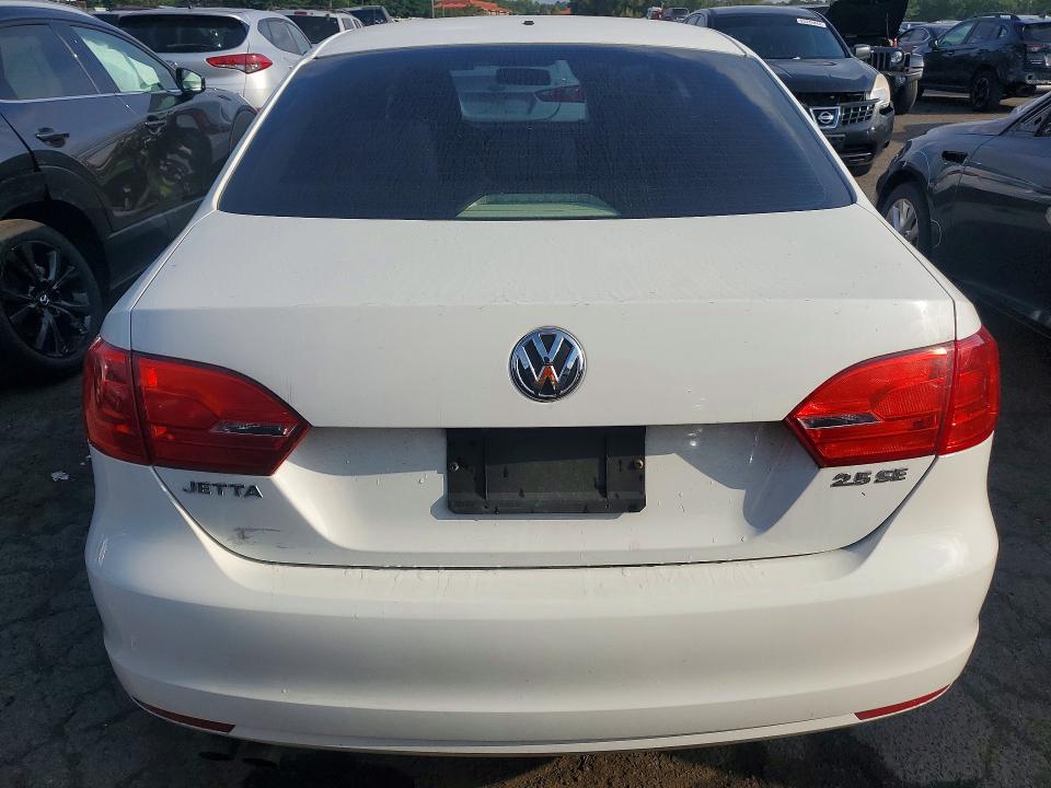 2013 Volkswagen Jetta მანქანა იყიდება აუქციონზე, vin: 3VWDP7AJ1DM212872, აუქციონის ნომერი: 65367966