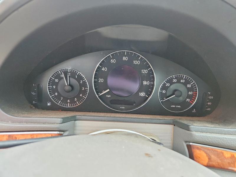 2004 Mercedes-benz E მანქანა იყიდება აუქციონზე, vin: WDBUF65J24A454902, აუქციონის ნომერი: 65627226