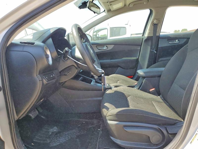 66934616 :رقم المزاد ، 3KPF24AD4KE076991 vin ، 2019 Kia Forte مزاد بيع