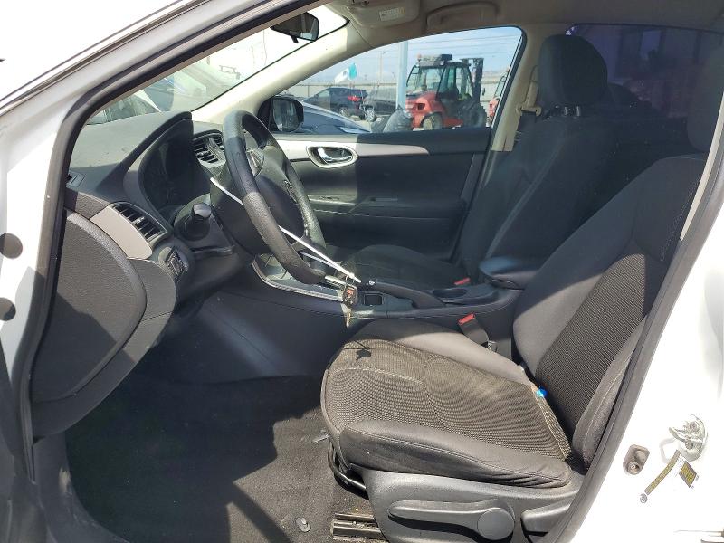 2015 Nissan Sentra მანქანა იყიდება აუქციონზე, vin: 3N1AB7AP7FY372844, აუქციონის ნომერი: 67294106