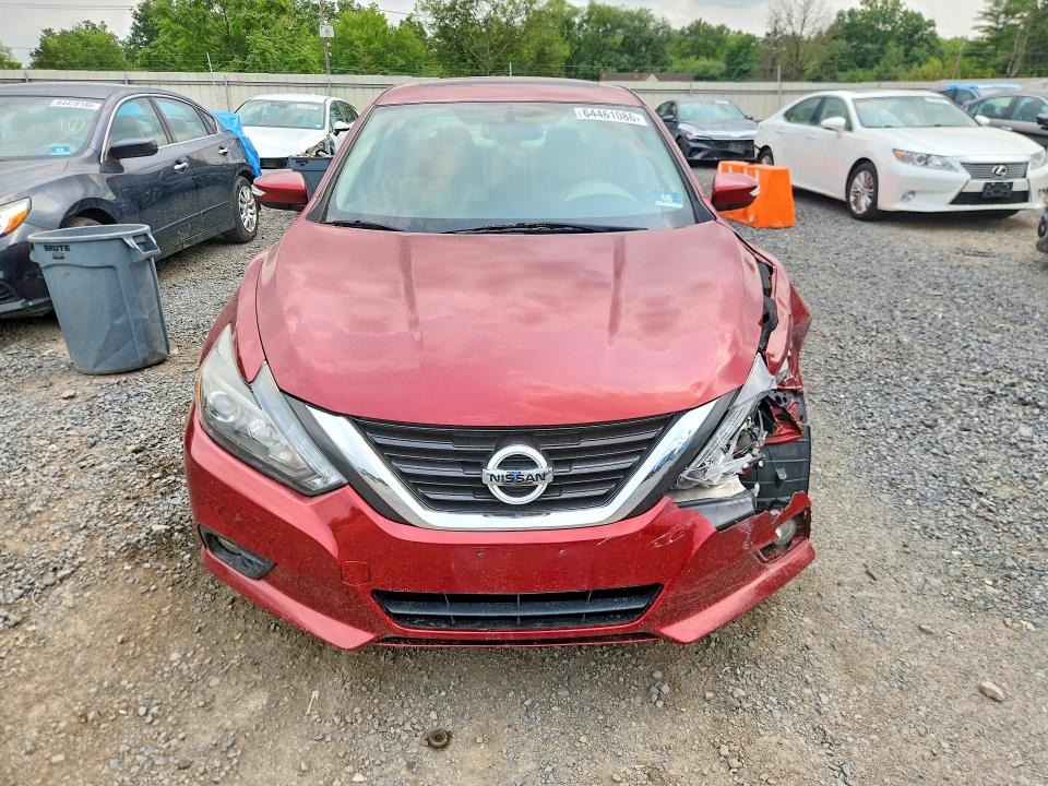 64461086 :رقم المزاد ، 1N4BL3AP2HC119987 vin ، 2017 Nissan Altima مزاد بيع