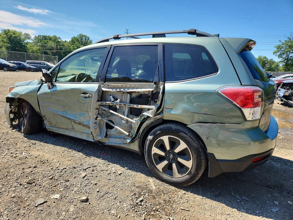64365526 :رقم المزاد ، JF2SJAEC3HH455423 vin ، 2017 Subaru Forester مزاد بيع