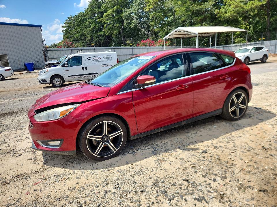 2015 Ford Focus მანქანა იყიდება აუქციონზე, vin: 1FADP3N28FL321483, აუქციონის ნომერი: 66092216