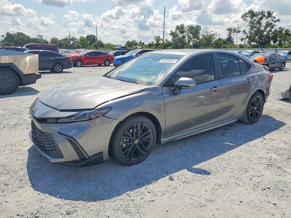 Auction sale of the 2025 Toyota Camry, vin: 4T1DAACK8SU620202, lot number: 65309056