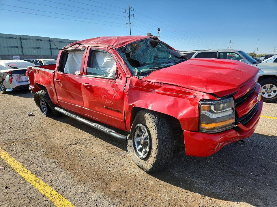 63237136 :رقم المزاد ، 3GCUKREC5HG421450 vin ، 2017 Chevrolet Silverado مزاد بيع