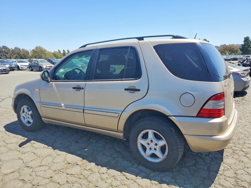 2001 Mercedes-benz Ml მანქანა იყიდება აუქციონზე, vin: 4JGAB54E91A243203, აუქციონის ნომერი: 63684026