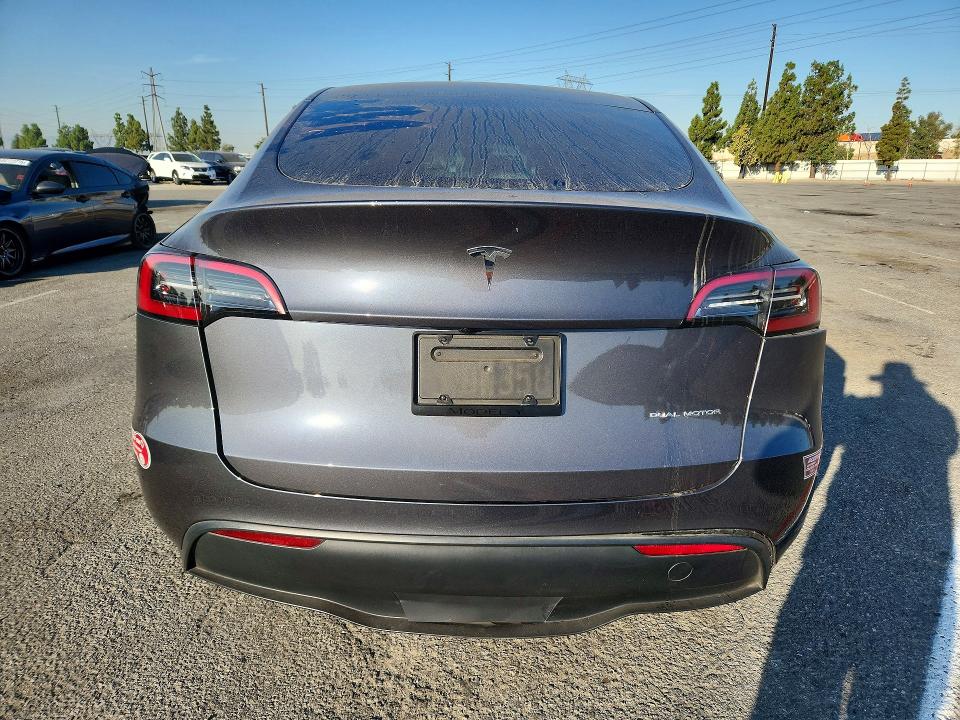 63693896 :رقم المزاد ، 7SAYGDEE6PF911250 vin ، 2023 Tesla Model Y مزاد بيع