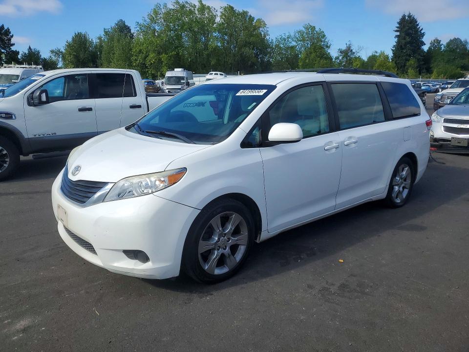 2012 Toyota Sienna მანქანა იყიდება აუქციონზე, vin: 5TDKK3DC7CS219337, აუქციონის ნომერი: 64199556
