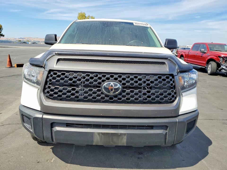 65317316 :رقم المزاد ، 5TFTY5F17MX011996 vin ، 2021 Toyota Tundra مزاد بيع