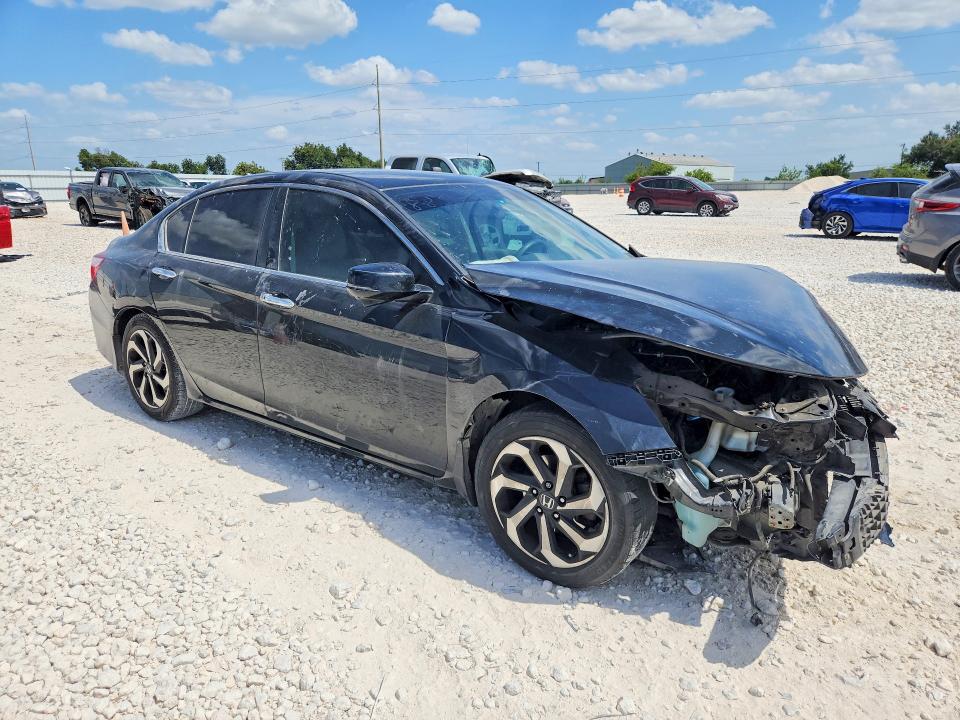 64857986 :رقم المزاد ، 1HGCR2F76HA243810 vin ، 2017 Honda Accord مزاد بيع