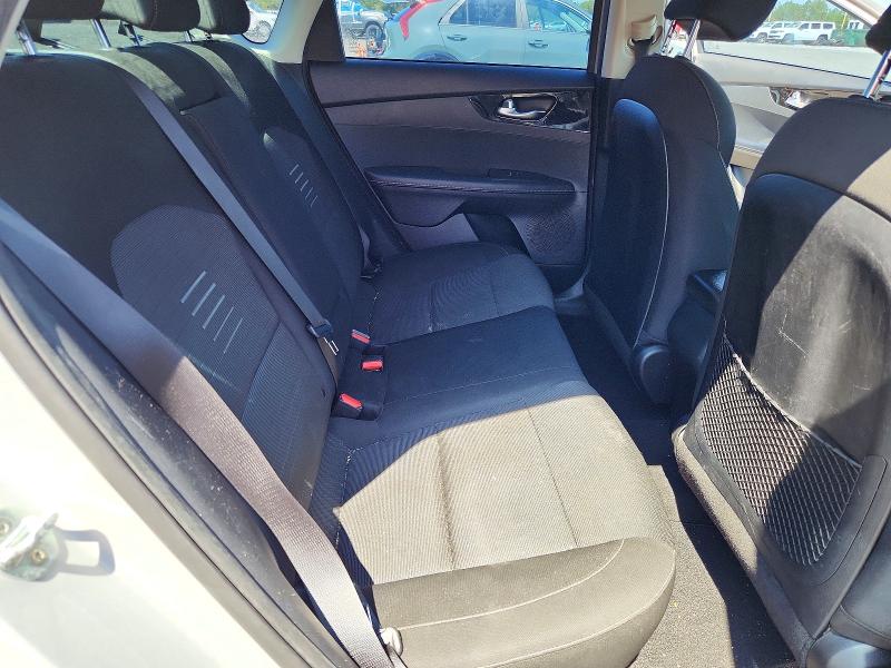 64918136 :رقم المزاد ، 3KPF34AD1KE041533 vin ، 2019 Kia Forte مزاد بيع
