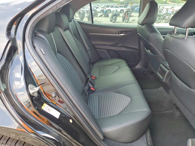 Продажа на аукционе авто 2018 Toyota Camry, vin: 4T1B11HK4JU103669, номер лота: 64271106