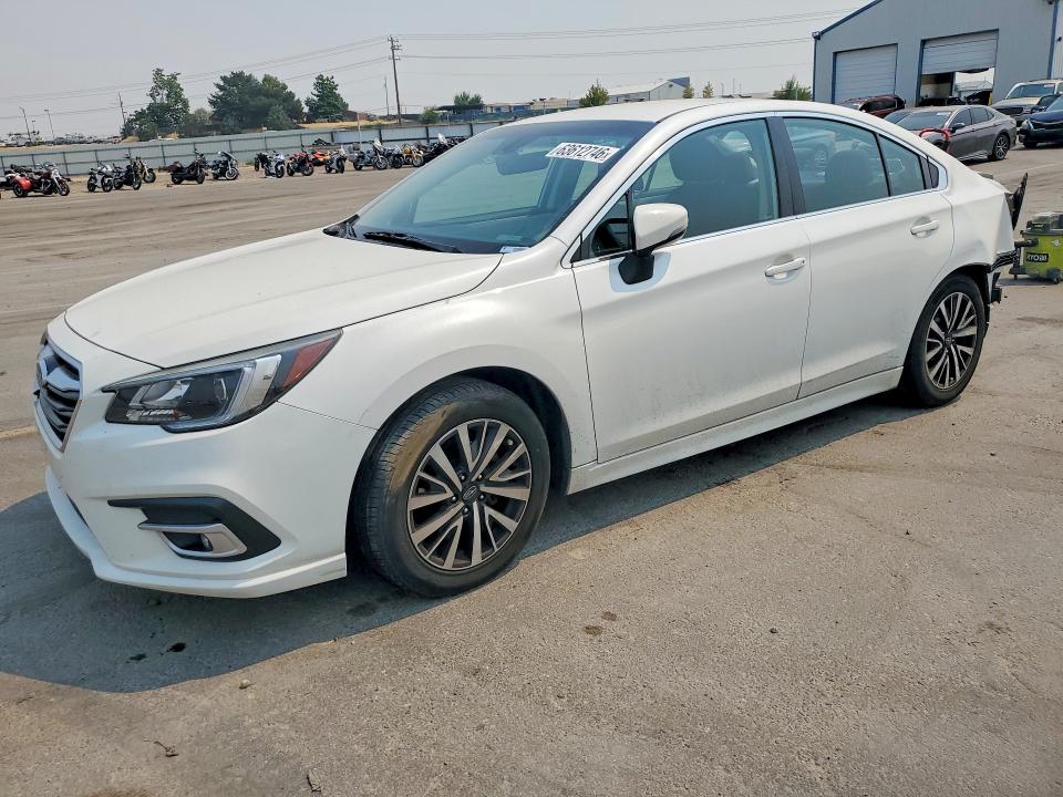 2018 Subaru Legacy მანქანა იყიდება აუქციონზე, vin: 4S3BNAF61J3022410, აუქციონის ნომერი: 63612746