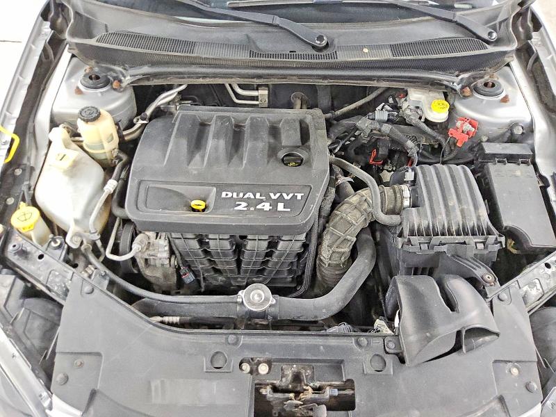 61455636 :رقم المزاد ، 1C3CCBBB4DN633354 vin ، 2013 Chrysler 200 مزاد بيع