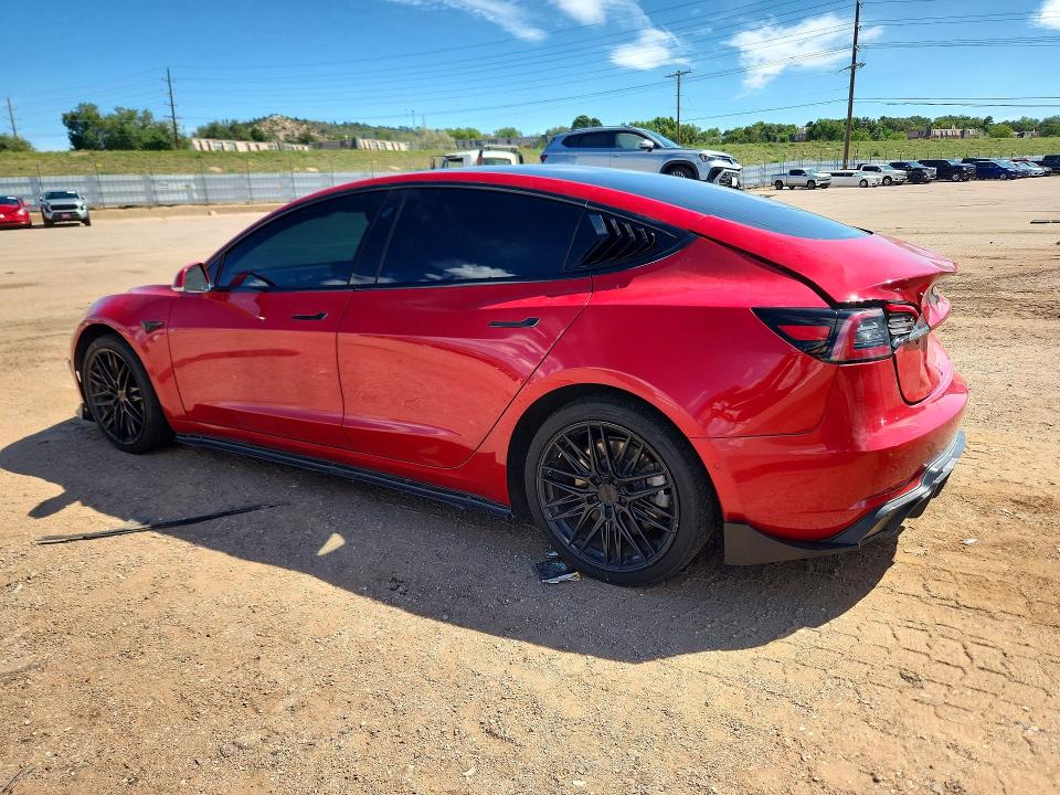 66426926 :رقم المزاد ، 5YJ3E1EB7JF133484 vin ، 2018 Tesla Model 3 مزاد بيع