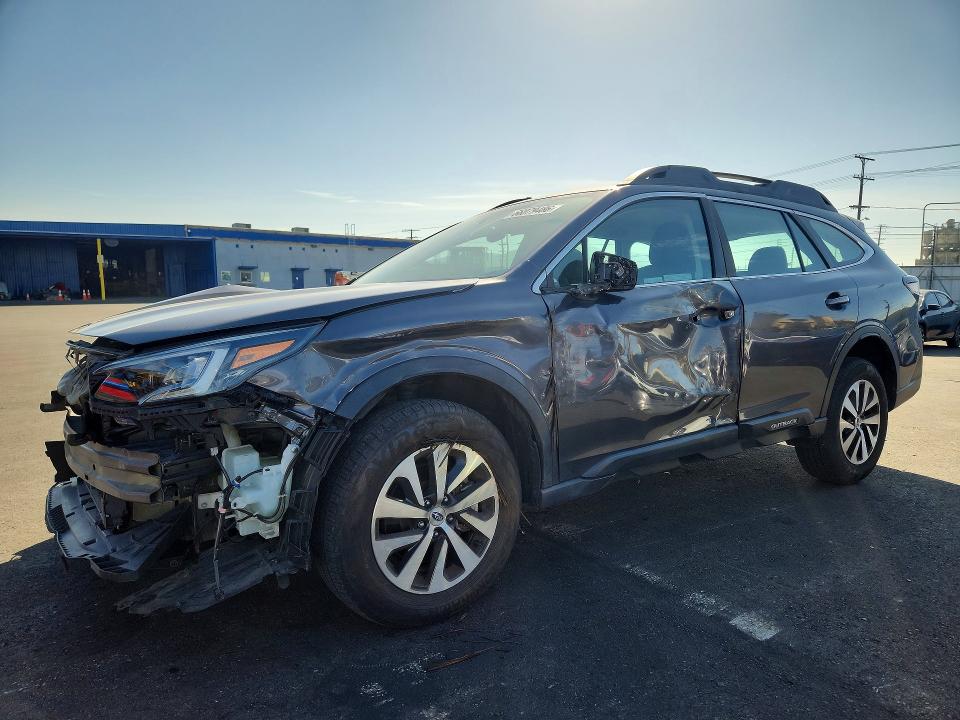 66079486 :رقم المزاد ، 4S4BTAAC0L3234703 vin ، 2020 Subaru Outback مزاد بيع