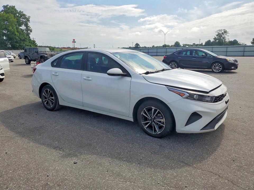 64317356 :رقم المزاد ، 3KPF24AD4PE602026 vin ، 2023 Kia Forte مزاد بيع